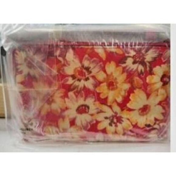 NEW WITH TAGS COACH VINTAGE DAISY SCRIPT PRINT WRISTLET - Picture 5 of 5